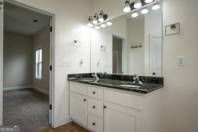 $344,900 | 52 Willow Oak Circle, Comer, GA 30629