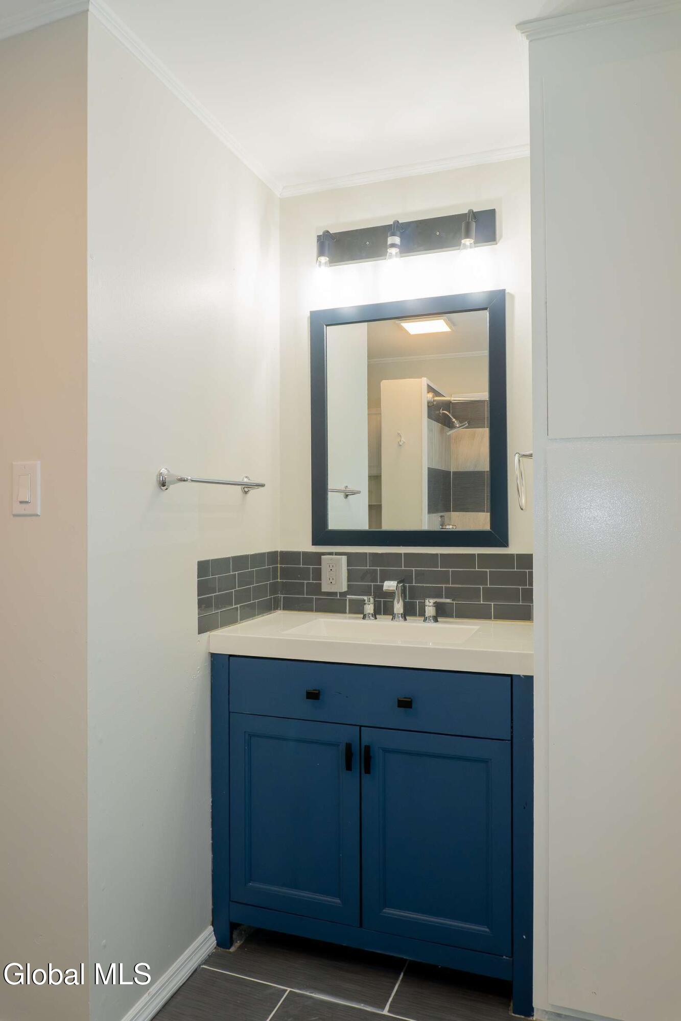 577 Ontario Street Schenectady, NY 12306 - Photo 19 of 34 20