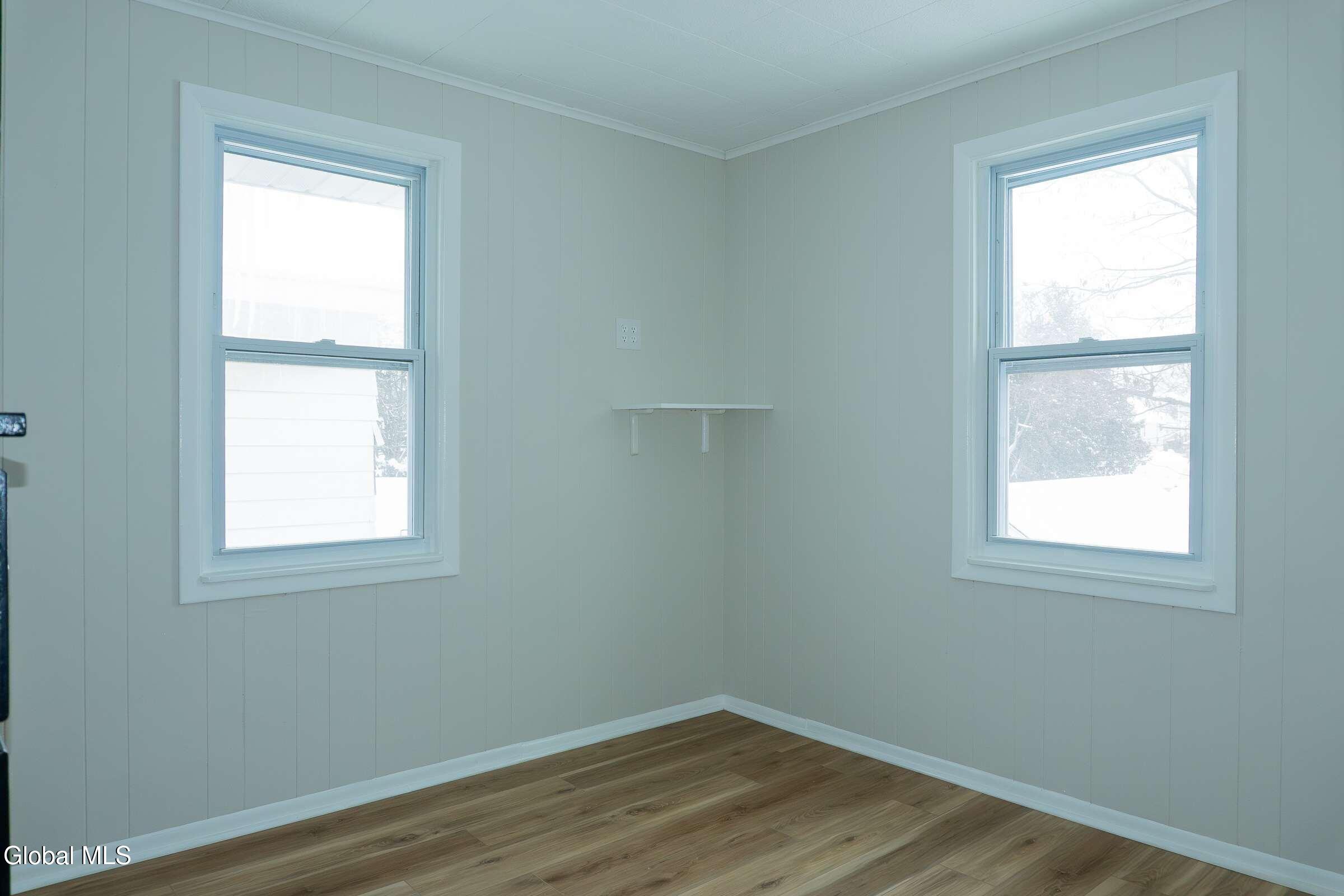 577 Ontario Street Schenectady, NY 12306 - Photo 23 of 34 24