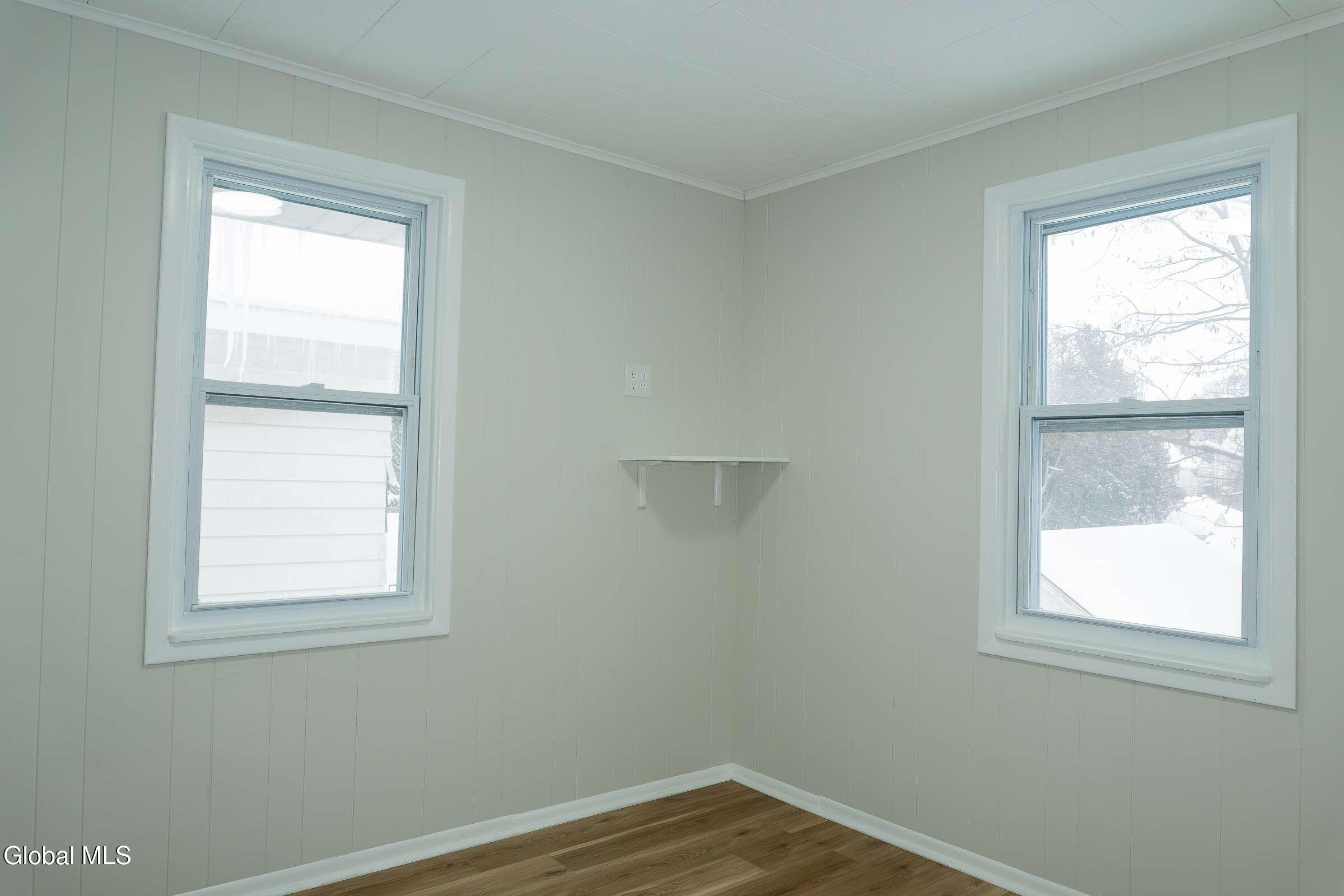 577 Ontario Street Schenectady, NY 12306 - Photo 24 of 34 25