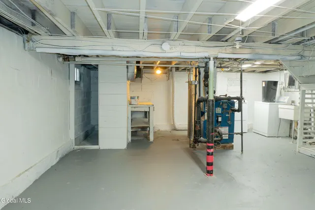 $250,000 | 577 Ontario Street, Schenectady, NY 12306