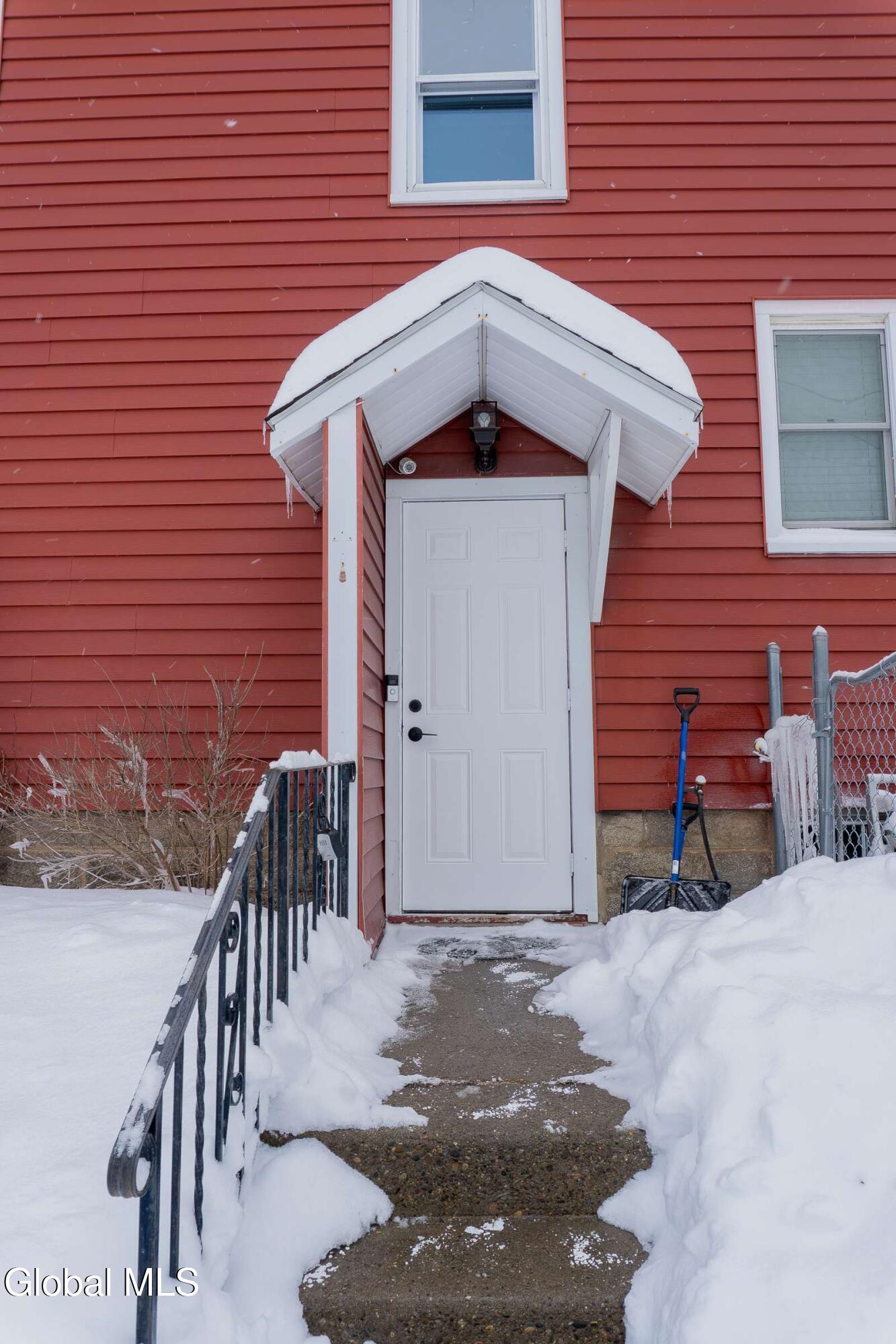 577 Ontario Street Schenectady, NY 12306 - Photo 31 of 34 32