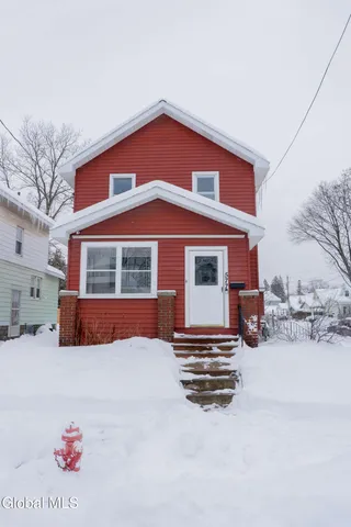 $250,000 | 577 Ontario Street, Schenectady, NY 12306