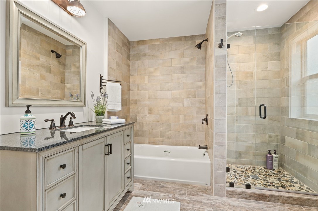 23824 Brier Road Brier, WA 98036 - Photo 20 of 40