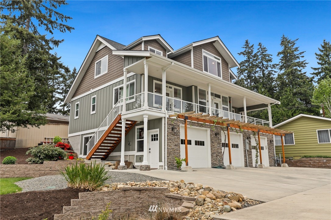 23824 Brier Road Brier, WA 98036 - Photo 4 of 40