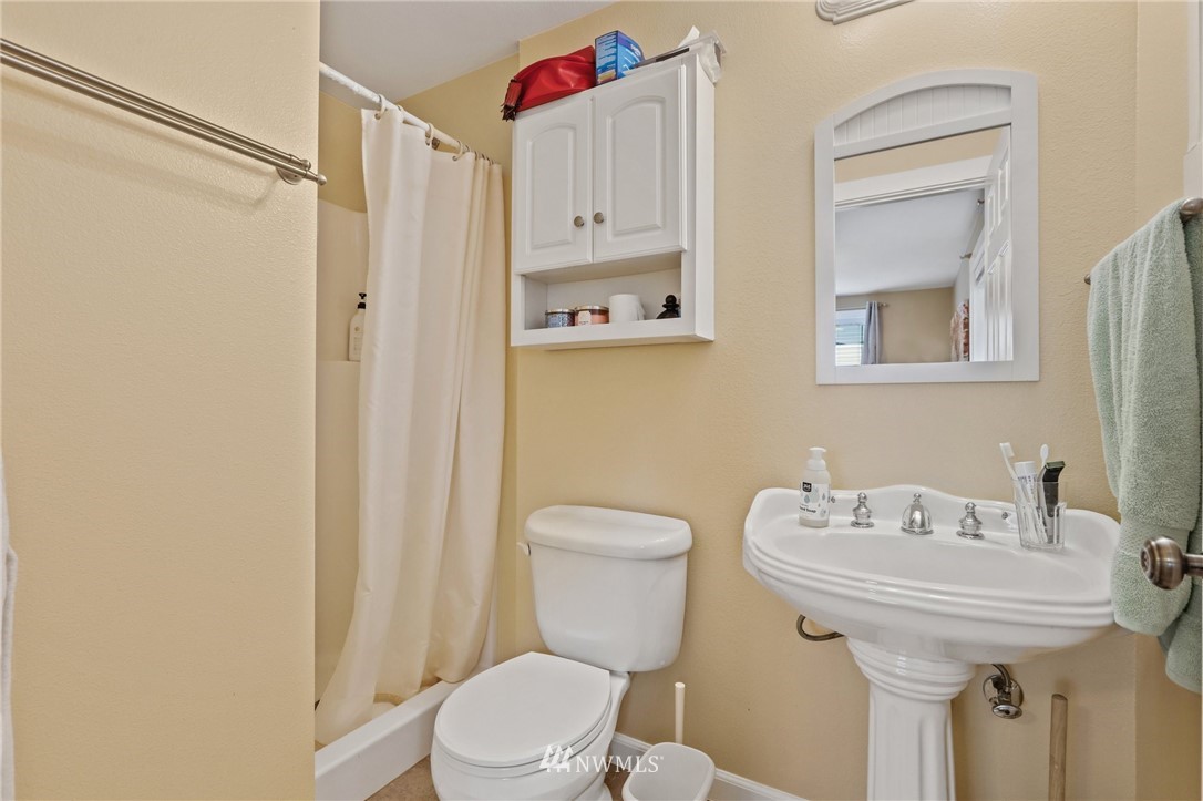 23824 Brier Road Brier, WA 98036 - Photo 34 of 40