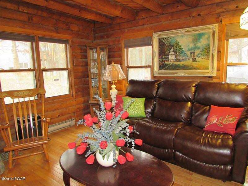 100 Rodeo Drive Hawley, PA 18428 - Photo 8 of 42