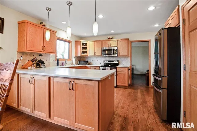 $510,000 | 3709 West Bluffs Road, Springfield, IL 62711