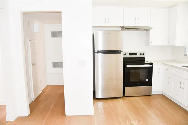 $3,195 | 994 Valencia Street, Unit 104, Costa Mesa, CA 92626