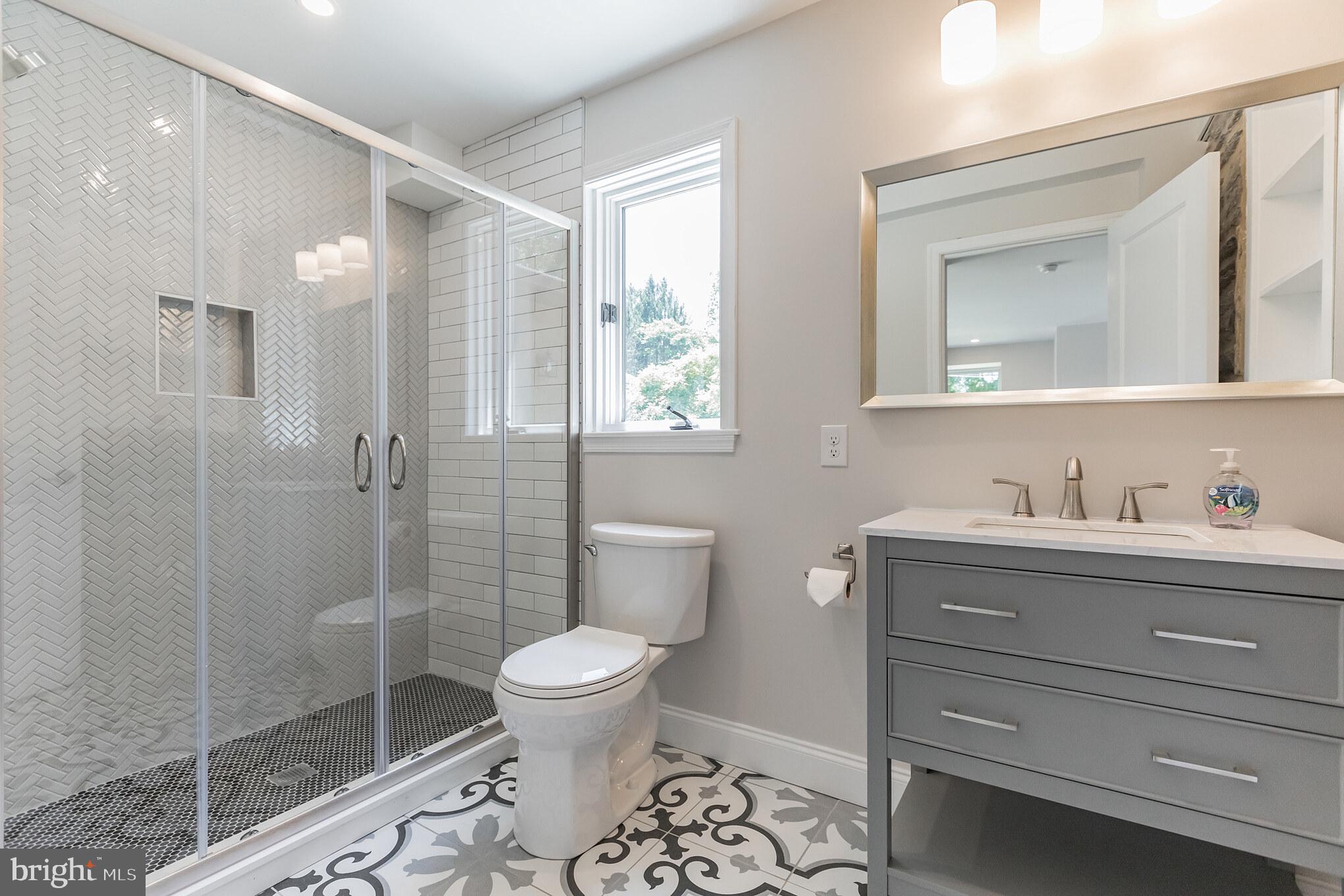 738 Hemlock Road Media, PA 19063 - Photo 8 of 16 Ensuite has Exposed Stone with Built-ins