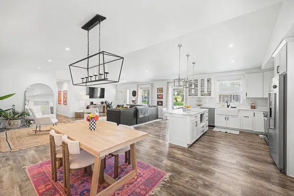 $719,000 | 900 Neuhoff Lane, Nashville, TN 37205