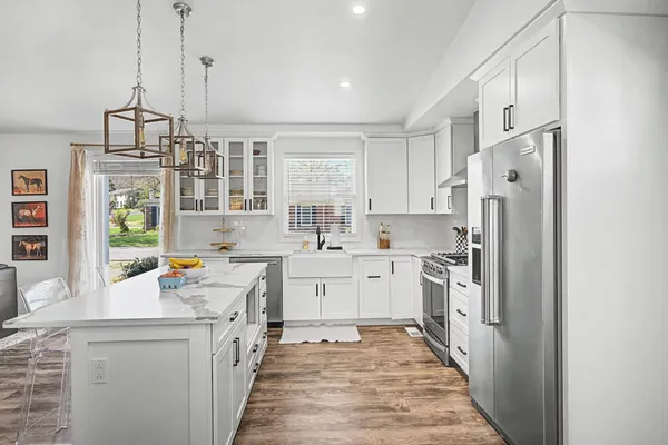 $719,000 | 900 Neuhoff Lane, Nashville, TN 37205