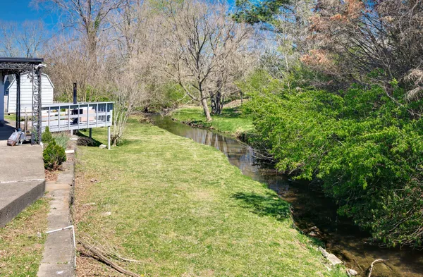 $719,000 | 900 Neuhoff Lane, Nashville, TN 37205