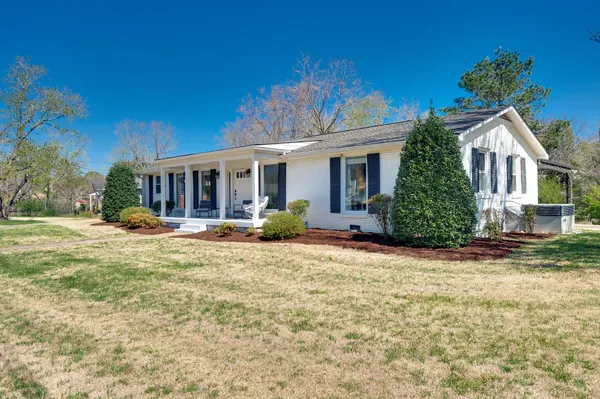 $719,000 | 900 Neuhoff Lane, Nashville, TN 37205
