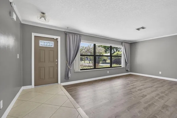 $4,200 | 7107 181st Street, Jupiter, FL 33458