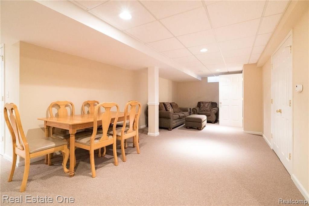 861 Norcross Drive Rochester Hills, MI 48307 - Photo 31 of 50
