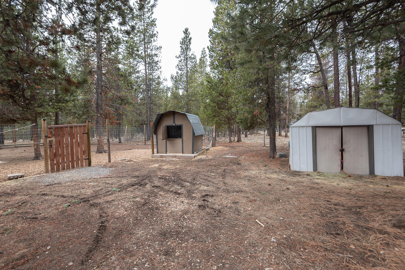17833 Grimm Road Bend, OR 97707 - Photo 26 of 30 Grimm_Berg-25