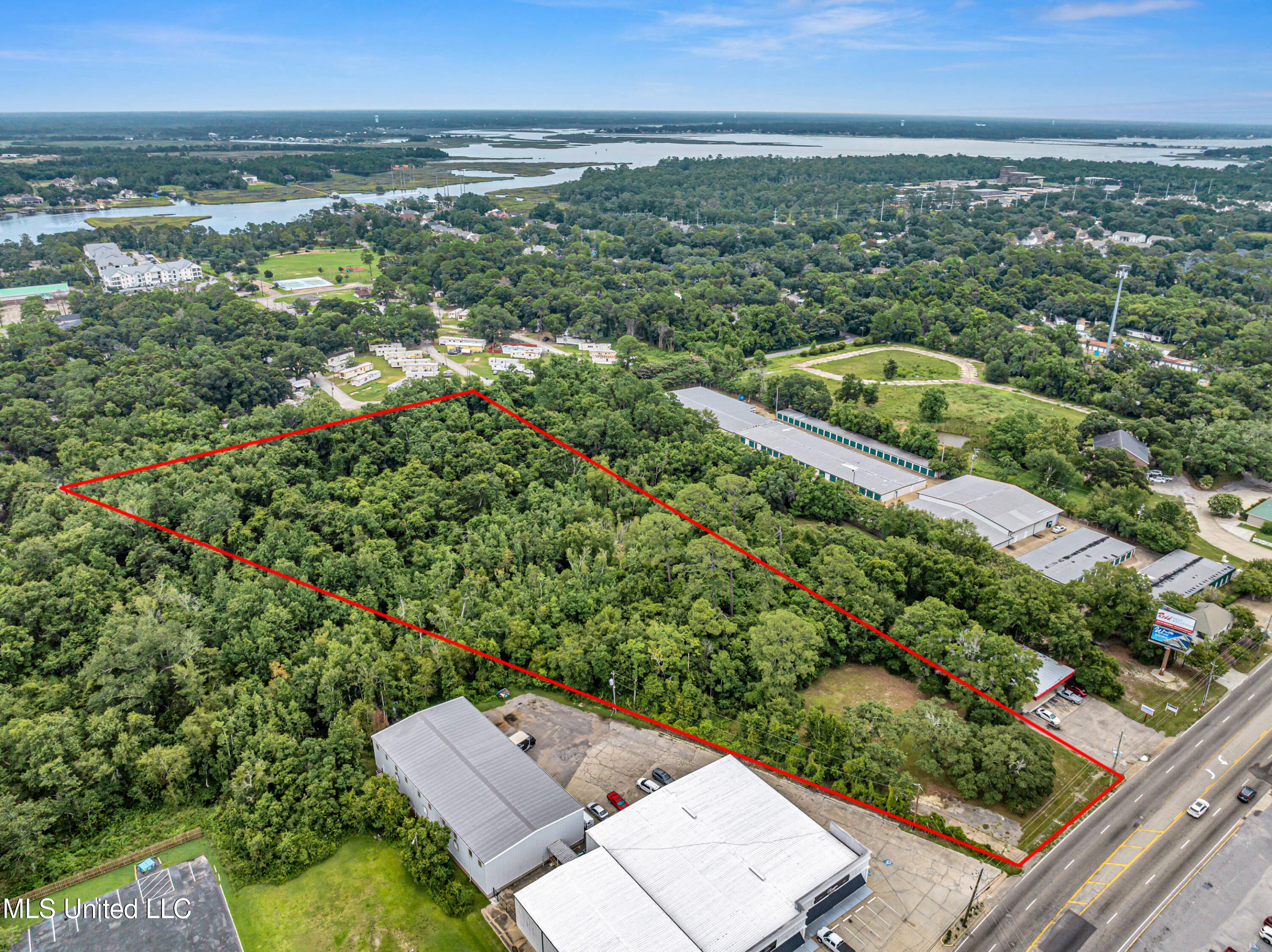 1864 East Pass Road Gulfport, MS 39507 - Photo 5 of 15 2 - 1864 E Pass Road
