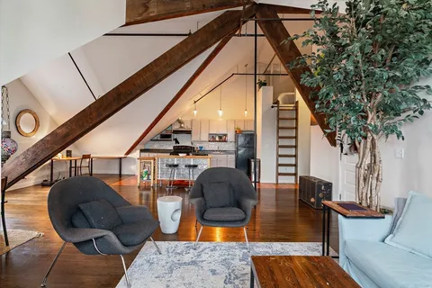 $499,000 | 220 Spencer Avenue, Unit 304, Chelsea, MA 02150