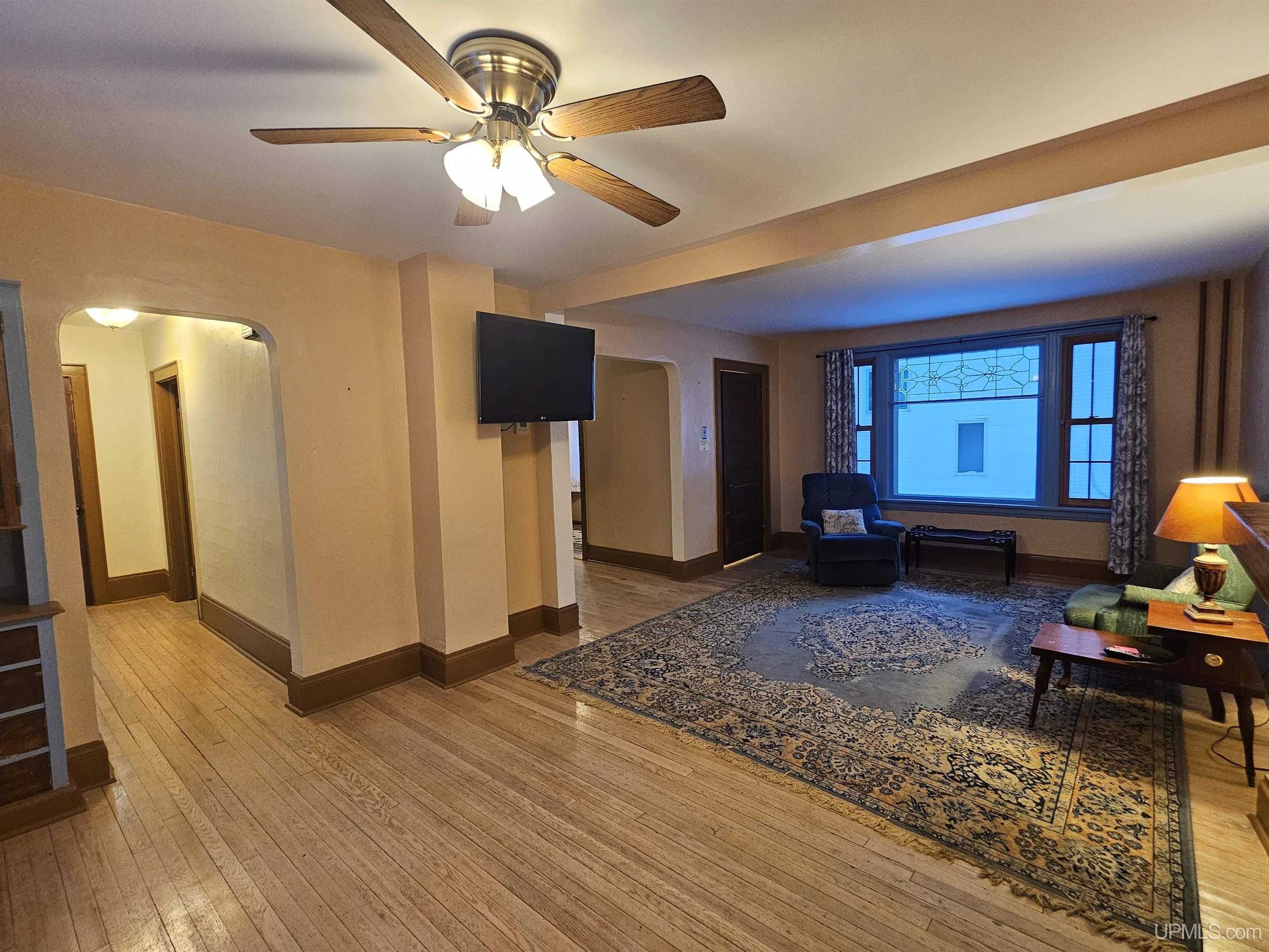 433 Pewabic Street Laurium, MI 49913 - Photo 4 of 17