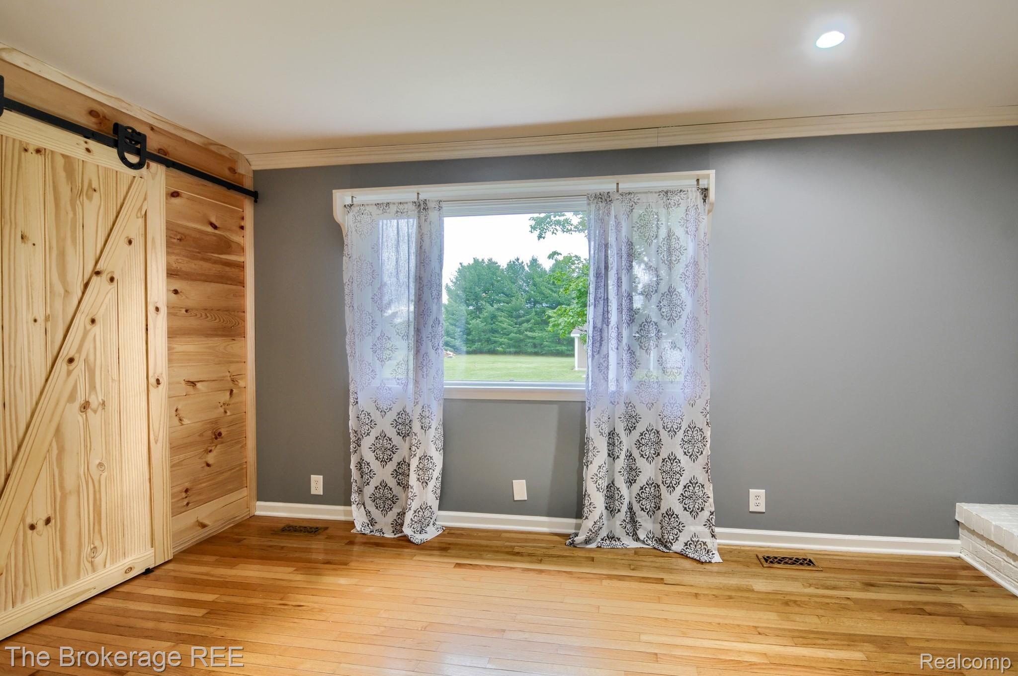5241 North State Road Davison, MI 48423 - Photo 23 of 44 SD3_8655-HDR(5).jpg