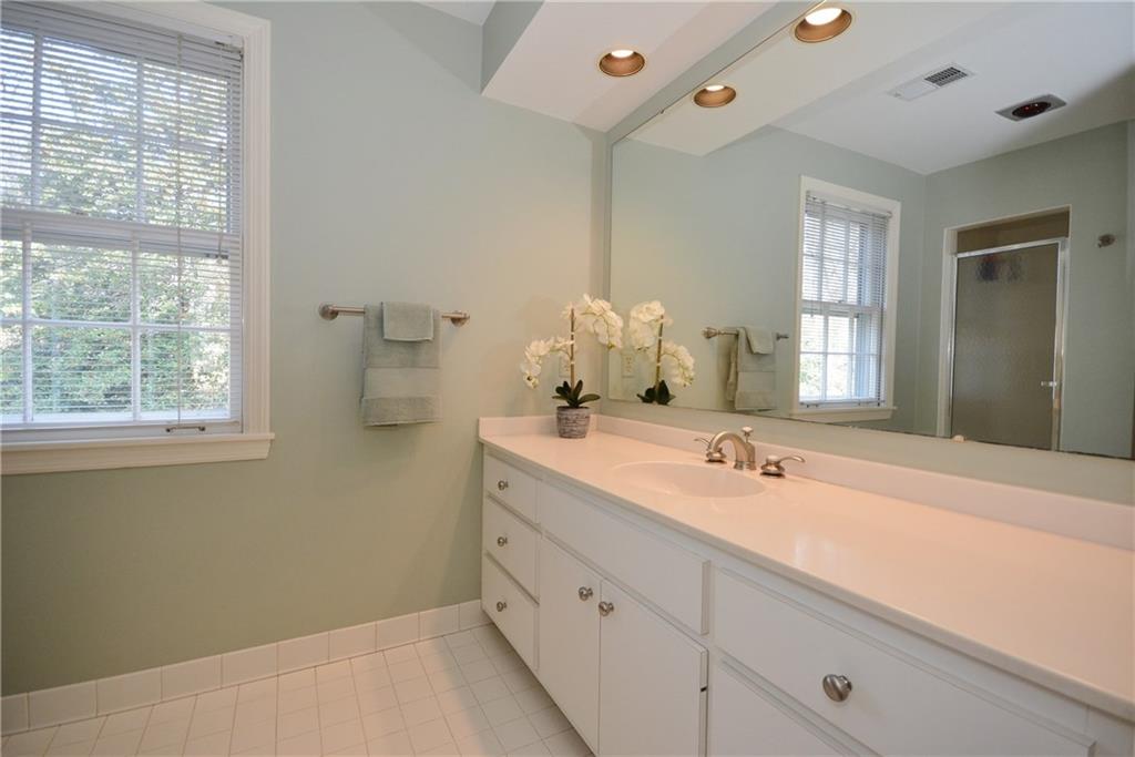 533 Guyasuta Road Aspinwall, PA 15215 - Photo 14 of 25 Gallery Image 14