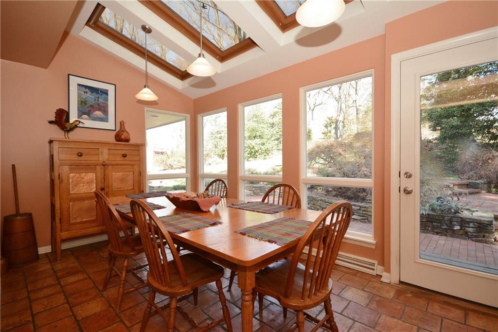 533 Guyasuta Road Aspinwall, PA 15215 - Photo 6 of 25 Gallery Image 6
