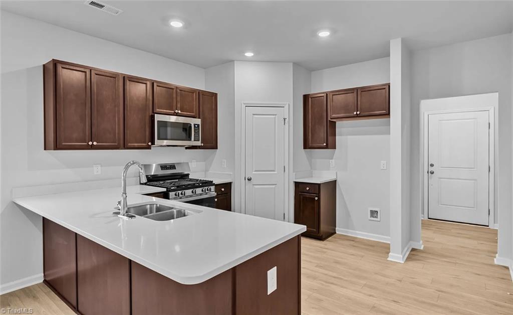 535 Raspberry Hl Drive Winston-Salem, NC 27106 - Photo 6 of 44 Gallery Image 6