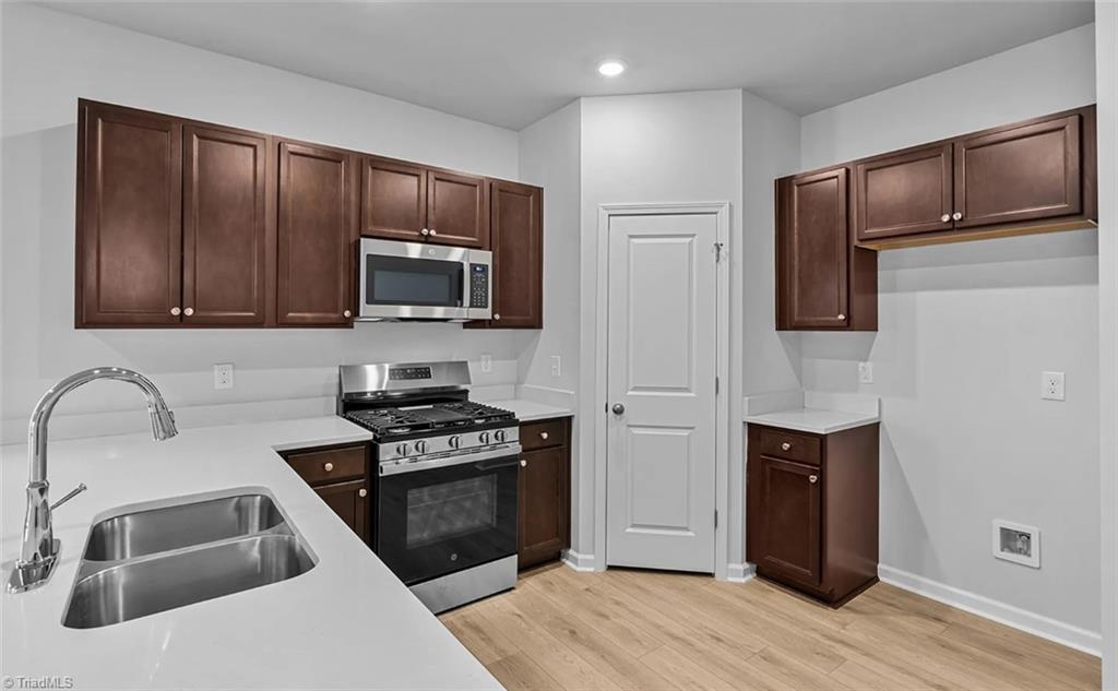 535 Raspberry Hl Drive Winston-Salem, NC 27106 - Photo 8 of 44 Gallery Image 8