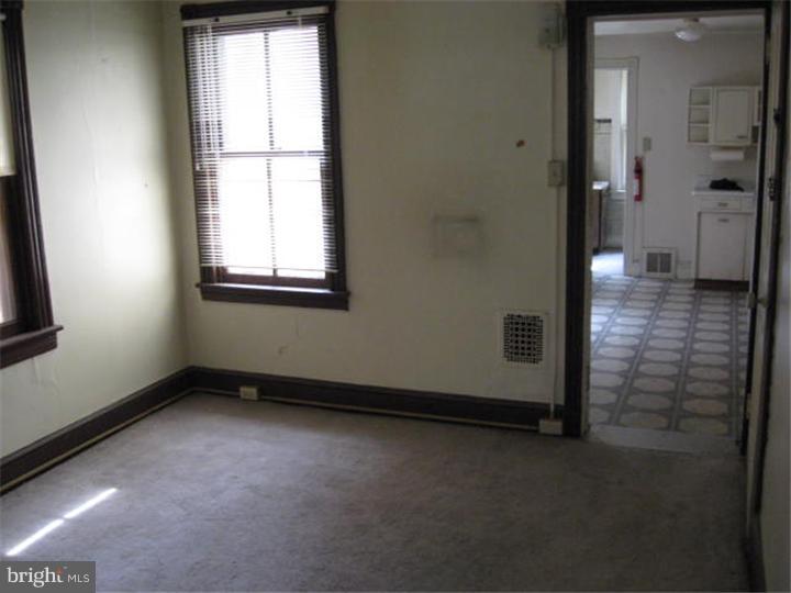 2526 Kutztown Road Reading, PA 19605 - Photo 10 of 11 Gallery Image 10