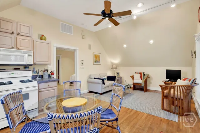 $2,500,000 | 331 Silver Stream Lane, Richmond Hill, GA 31324