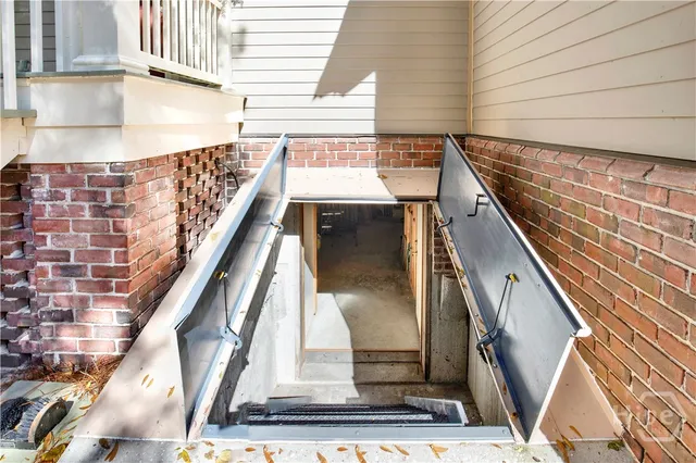 $2,500,000 | 331 Silver Stream Lane, Richmond Hill, GA 31324