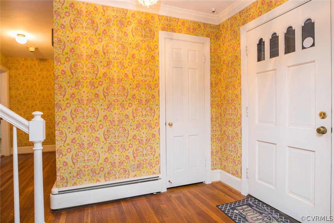 8013 Thom Road Henrico, VA 23229 - Photo 21 of 40 a view of front door
