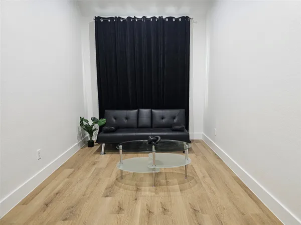 a bench sitting in middle of a room