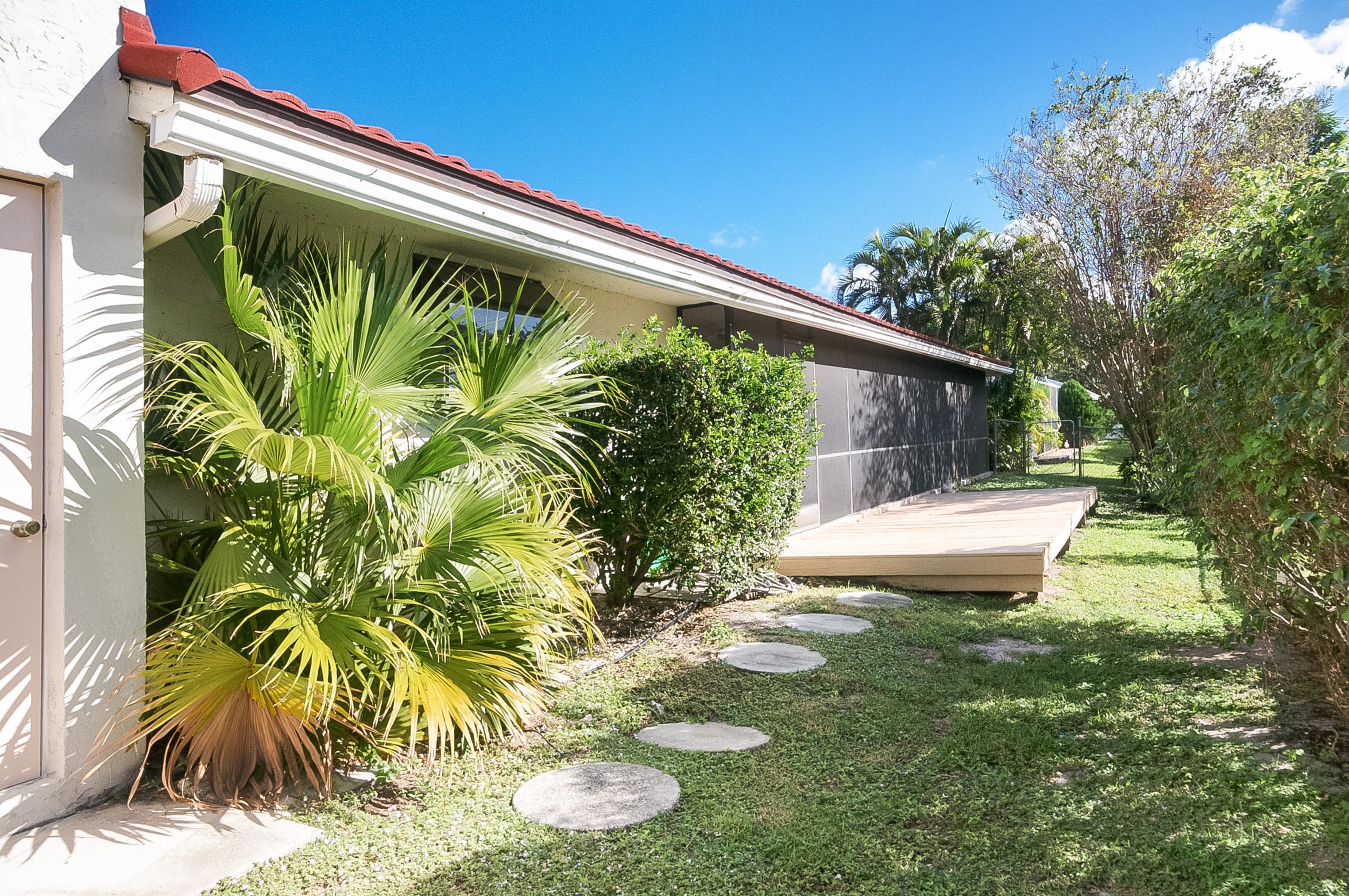 5 Engle Drive Ocean Ridge, FL 33435 - Photo 23 of 23 Deck