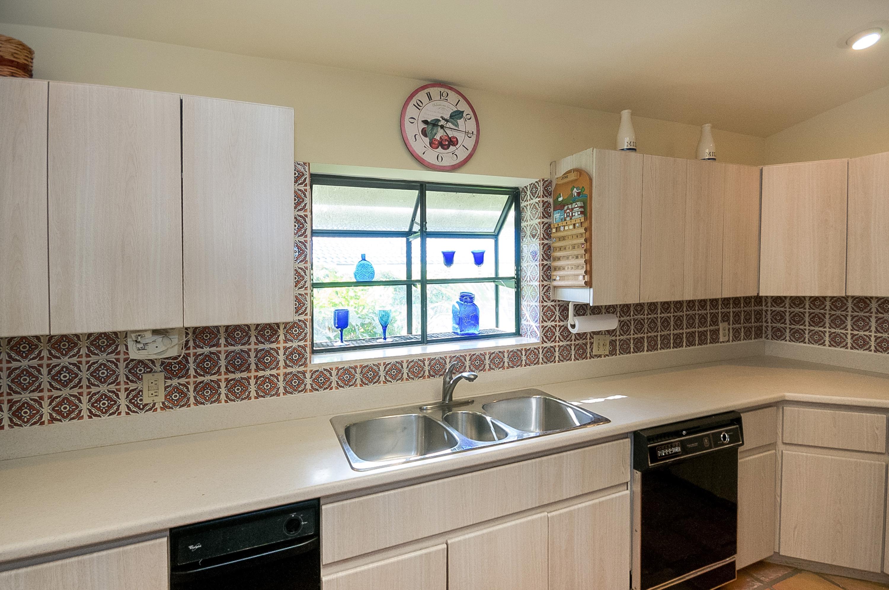 5 Engle Drive Ocean Ridge, FL 33435 - Photo 7 of 23 Kitchen