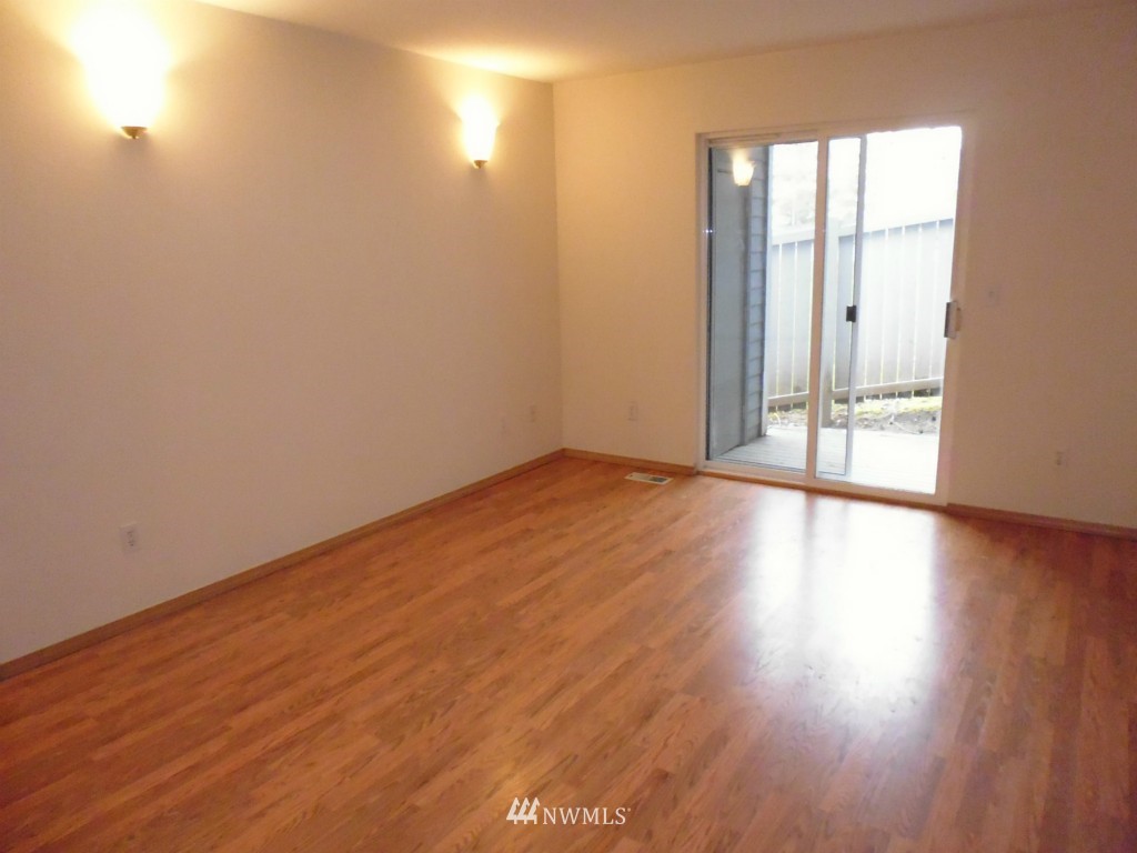 2210 Grade Road, Unit 1 Lake Stevens, WA 98258 - Photo 11 of 14 Gallery Image 11