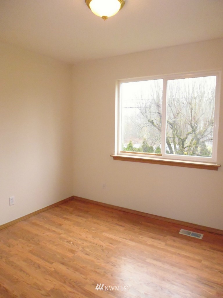 2210 Grade Road, Unit 1 Lake Stevens, WA 98258 - Photo 8 of 14 Gallery Image 8