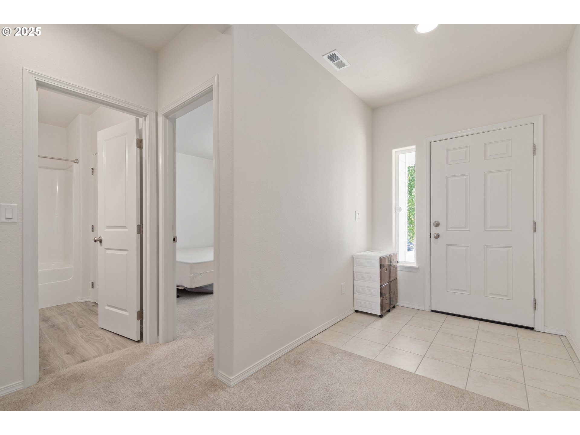 5292 Squirrel Street Springfield, OR 97478 - Photo 14 of 34