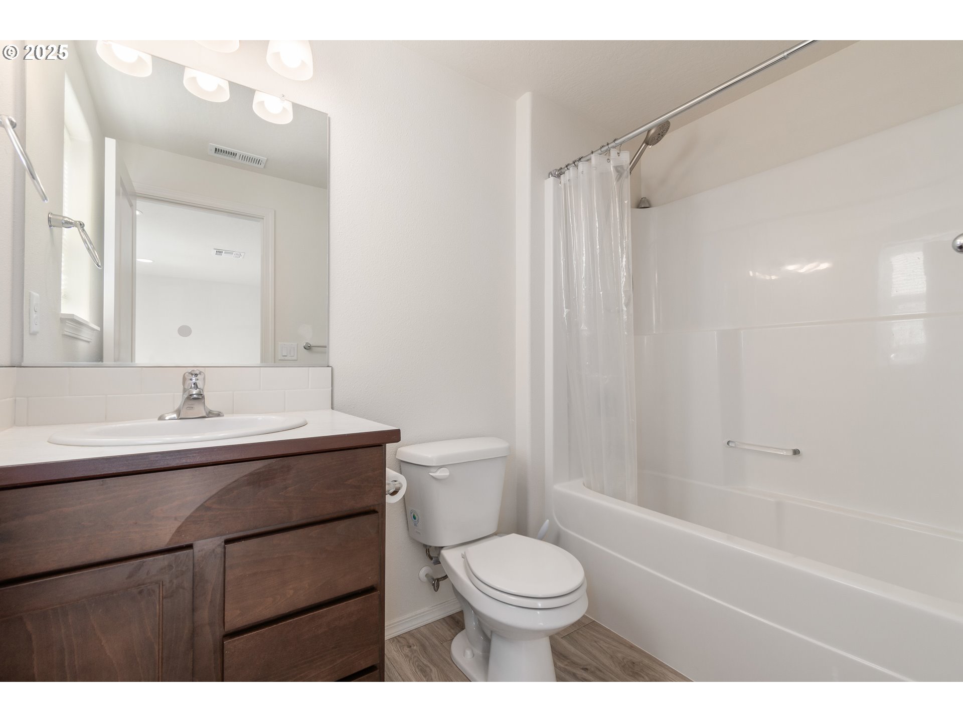 5292 Squirrel Street Springfield, OR 97478 - Photo 27 of 34 a bathroom with a sink a toilet and shower