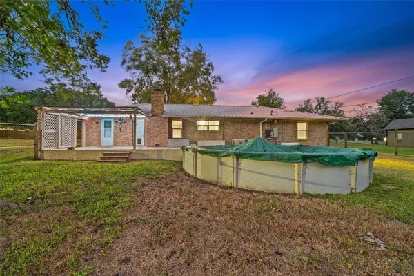 $339,000 | 242 Magnolia Drive, Onalaska, TX 77360