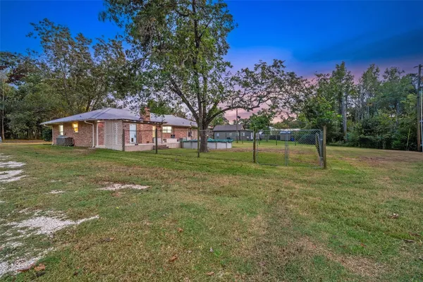 $339,000 | 242 Magnolia Drive, Onalaska, TX 77360