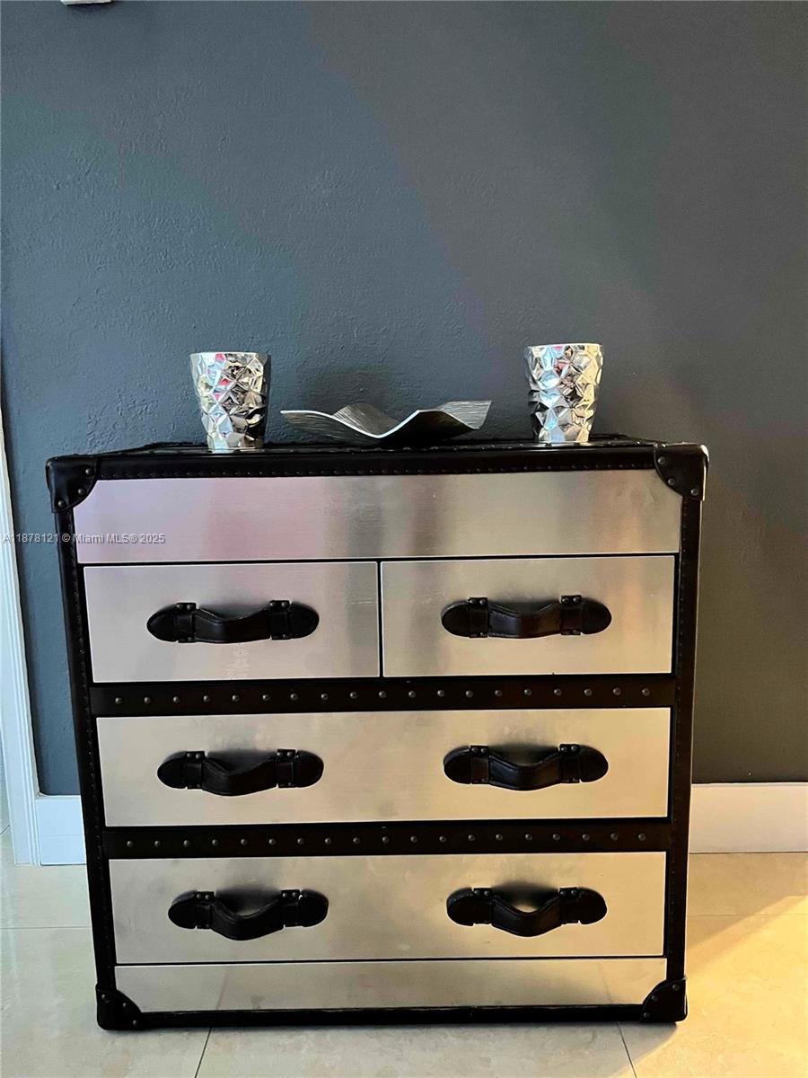 1750 James Avenue, Unit 6D Miami Beach, FL 33139 - Photo 11 of 22