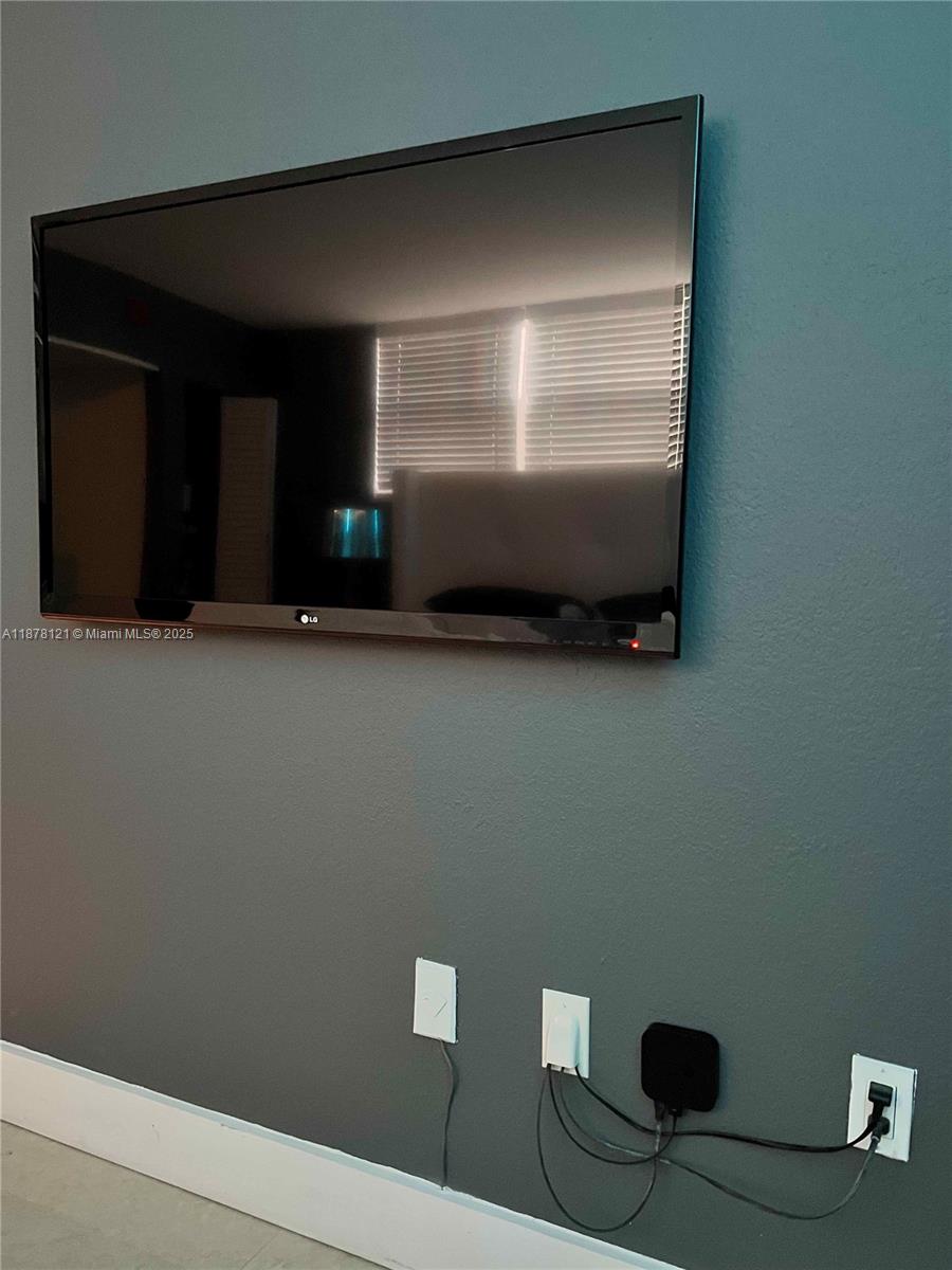 1750 James Avenue, Unit 6D Miami Beach, FL 33139 - Photo 13 of 22