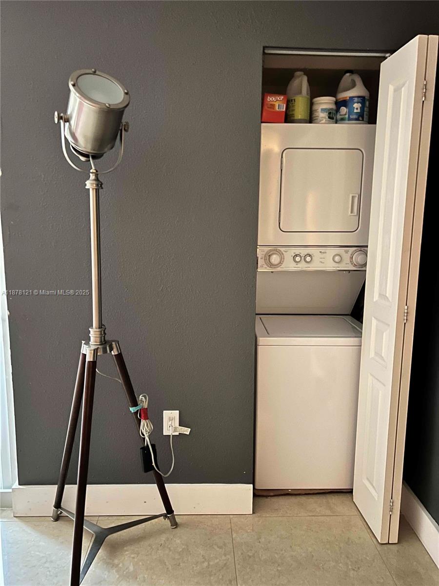 1750 James Avenue, Unit 6D Miami Beach, FL 33139 - Photo 10 of 22