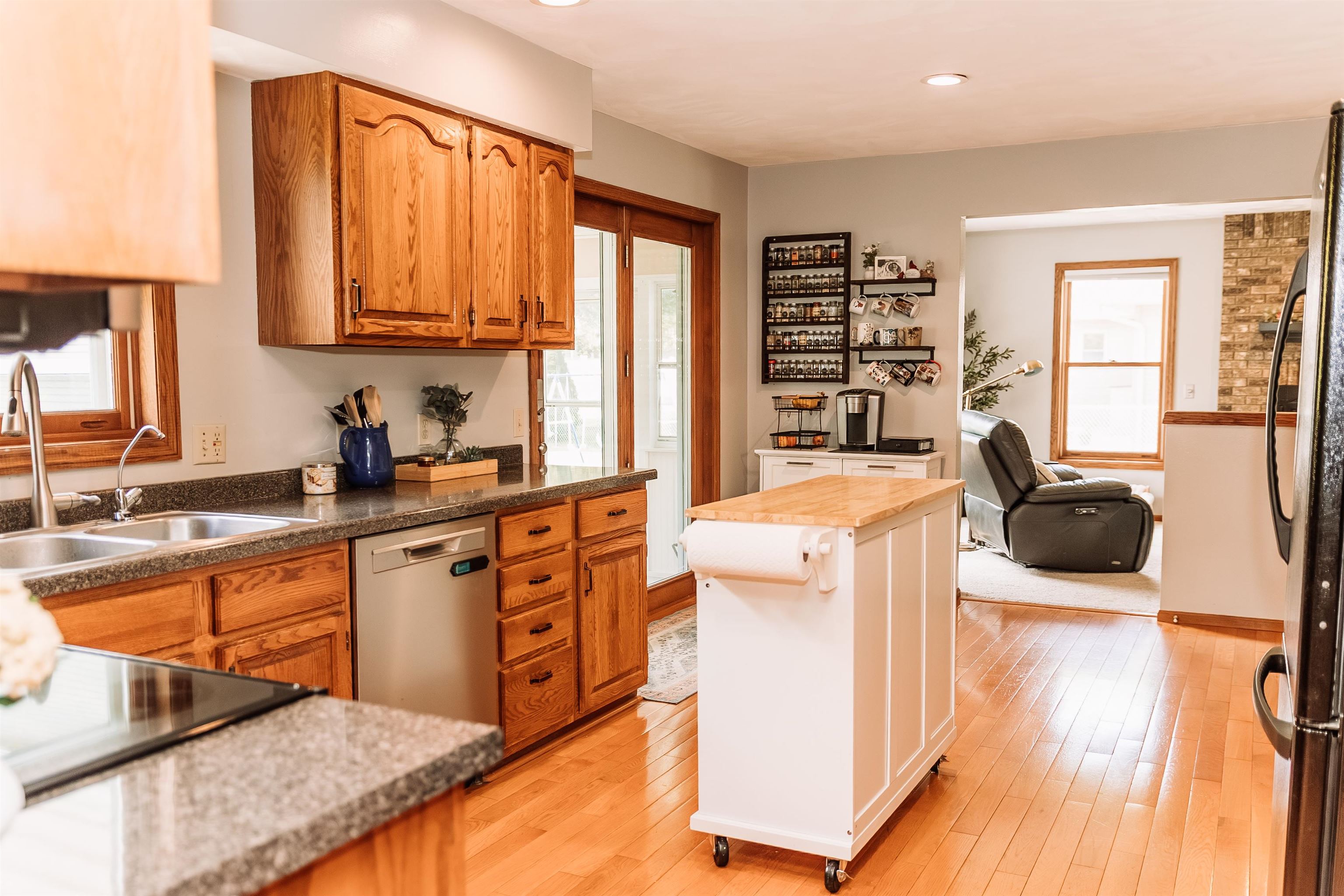 1115 East Iowa Street Prairie du Chien, WI 53821 - Photo 6 of 35