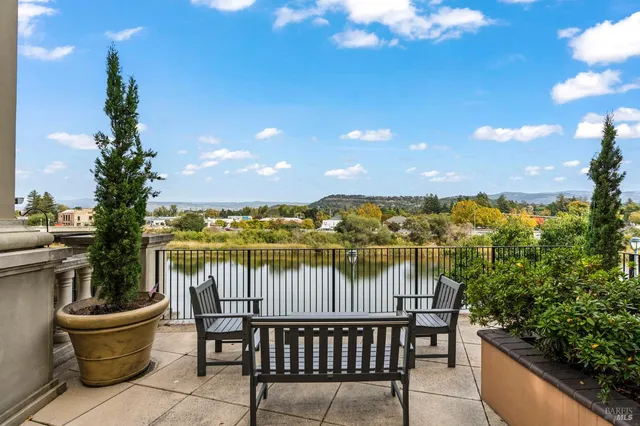 $769,500 | 588 Main Street, Unit 204, Napa, CA 94559