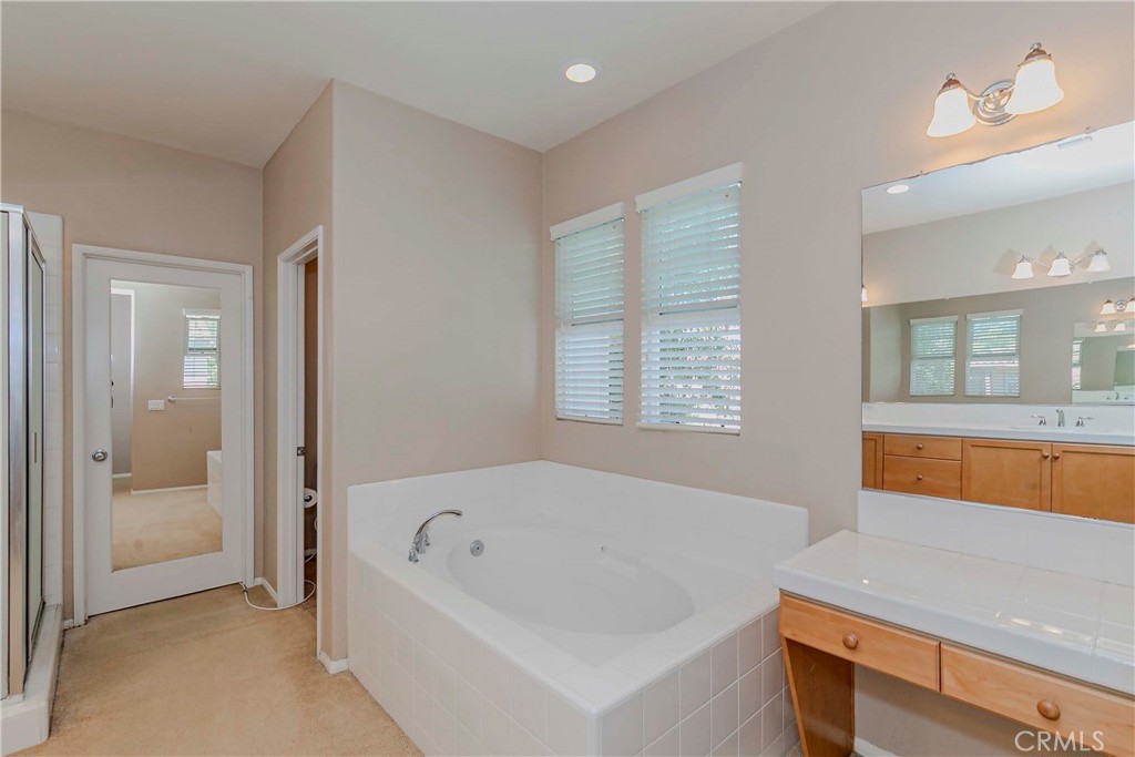 67 Canopy Irvine, CA 92603 - Photo 15 of 37