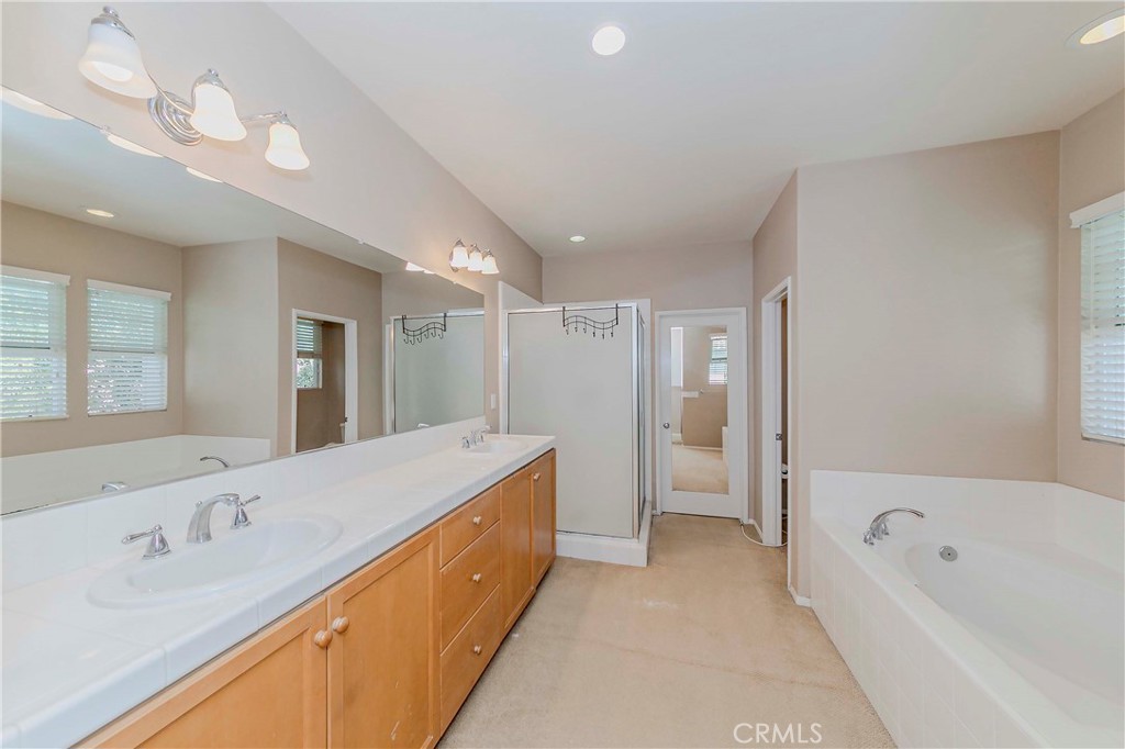 67 Canopy Irvine, CA 92603 - Photo 16 of 37