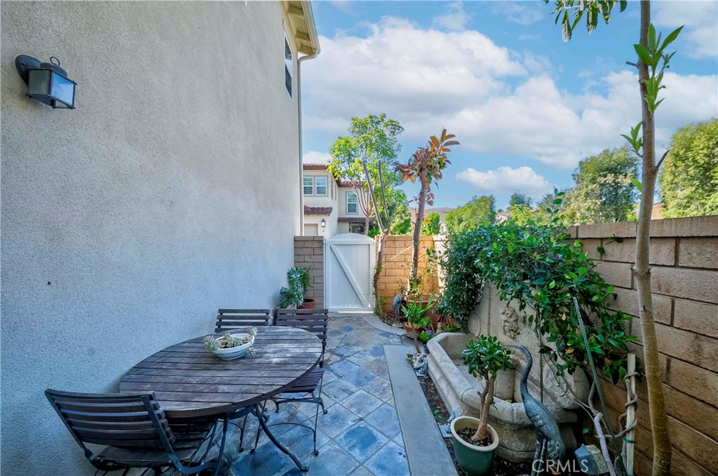 67 Canopy Irvine, CA 92603 - Photo 25 of 37